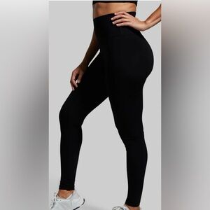 Born Primitive SMALL High-Waist Black YOUR GO TO leggings